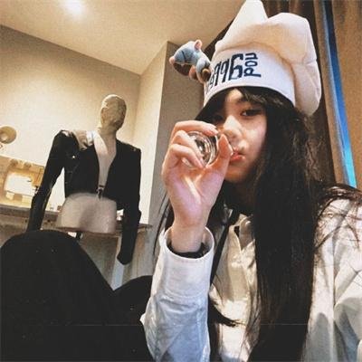 与狗狗一起生活 封面